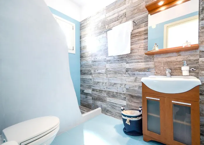 Welcoming In Naxos With Sea And Mountain Views Villa