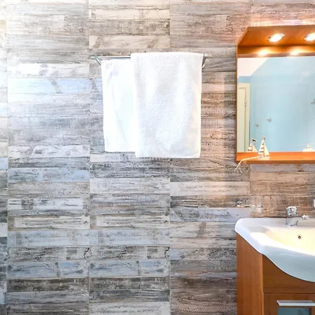 Welcoming In Naxos With Sea And Mountain Views